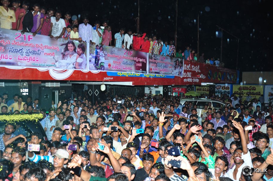 Kumari-21-F-Movie-Success-Tour